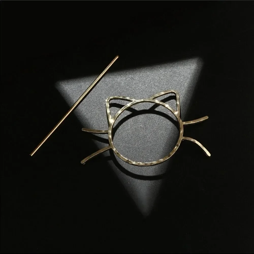 Kitten Hair Pin Zinc Alloy Goldtone Cute Versatile